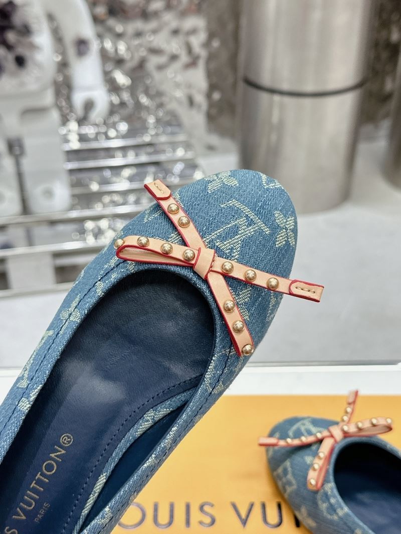 Louis Vuitton Flat Shoes